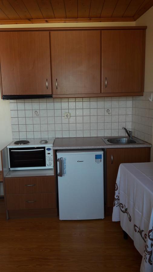 Xenodoxeio Patrai Apart otel Lefkáda Dış mekan fotoğraf